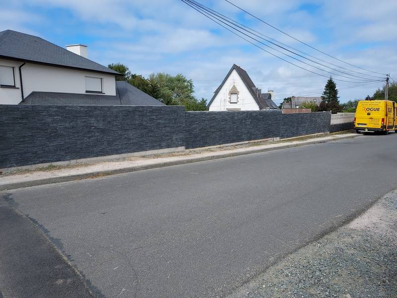 construction maison neuve avec clôture (3)